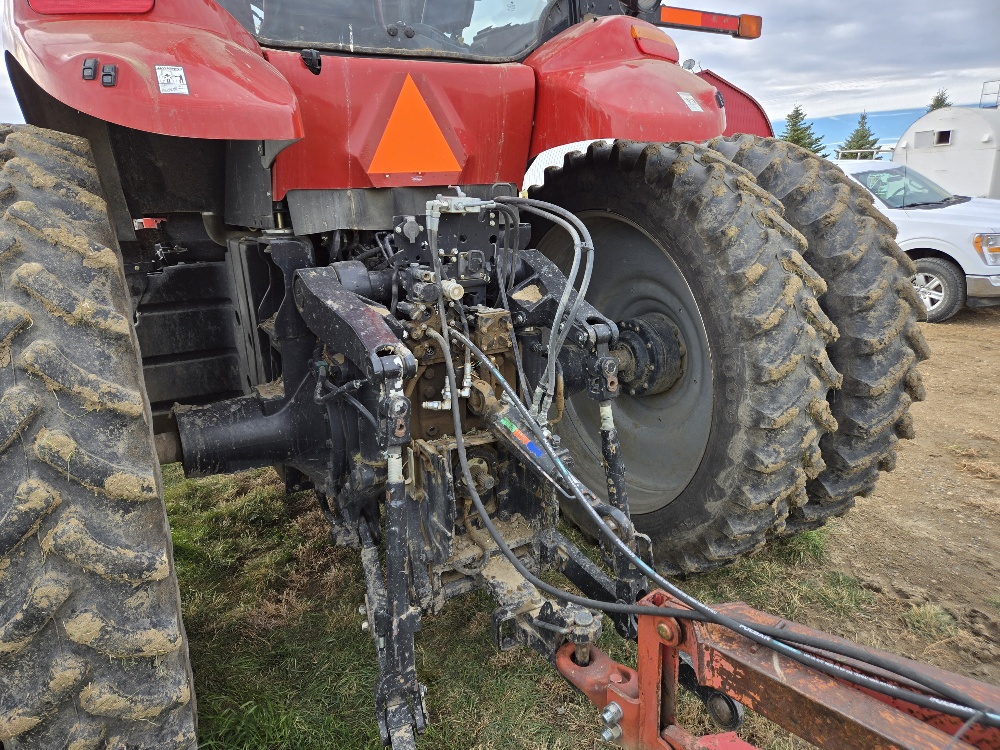 2014 Case MAG260 Tractor