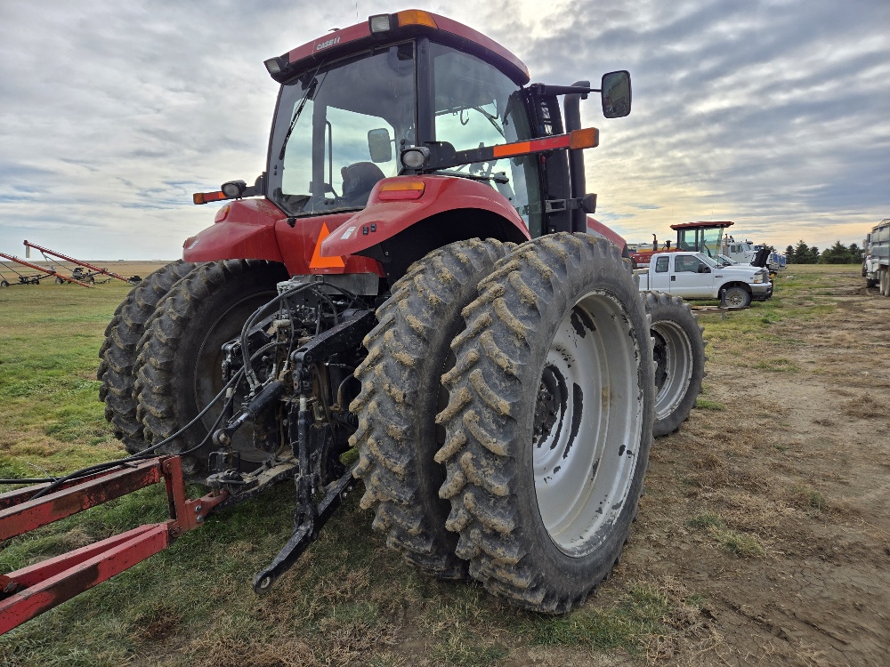2014 Case MAG260 Tractor