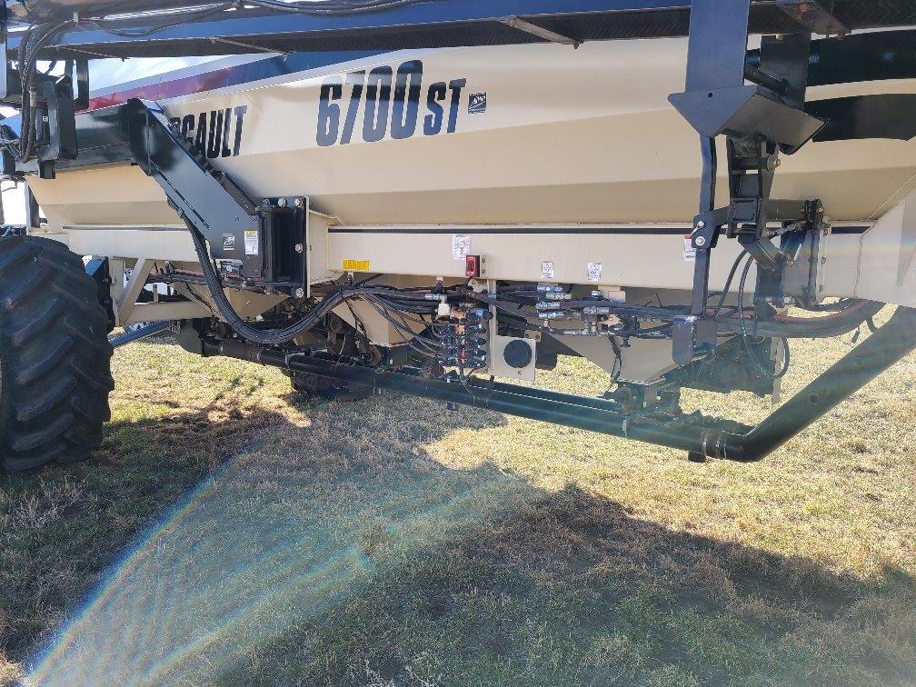 2012 Bourgault 6700 Seeding Tool