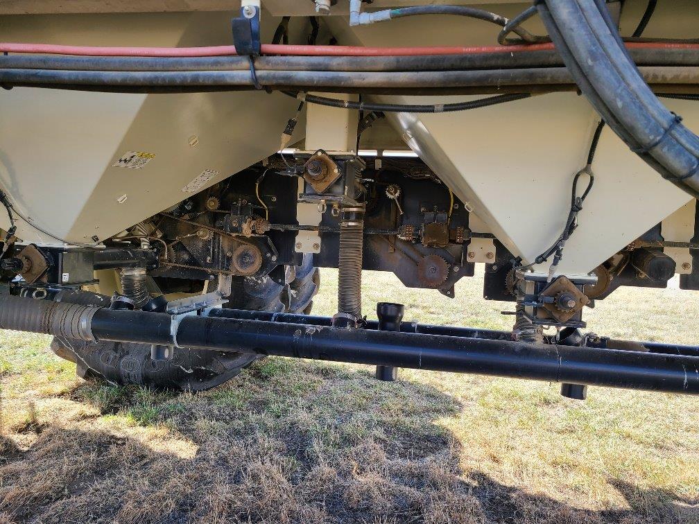 2012 Bourgault 6700 Seeding Tool