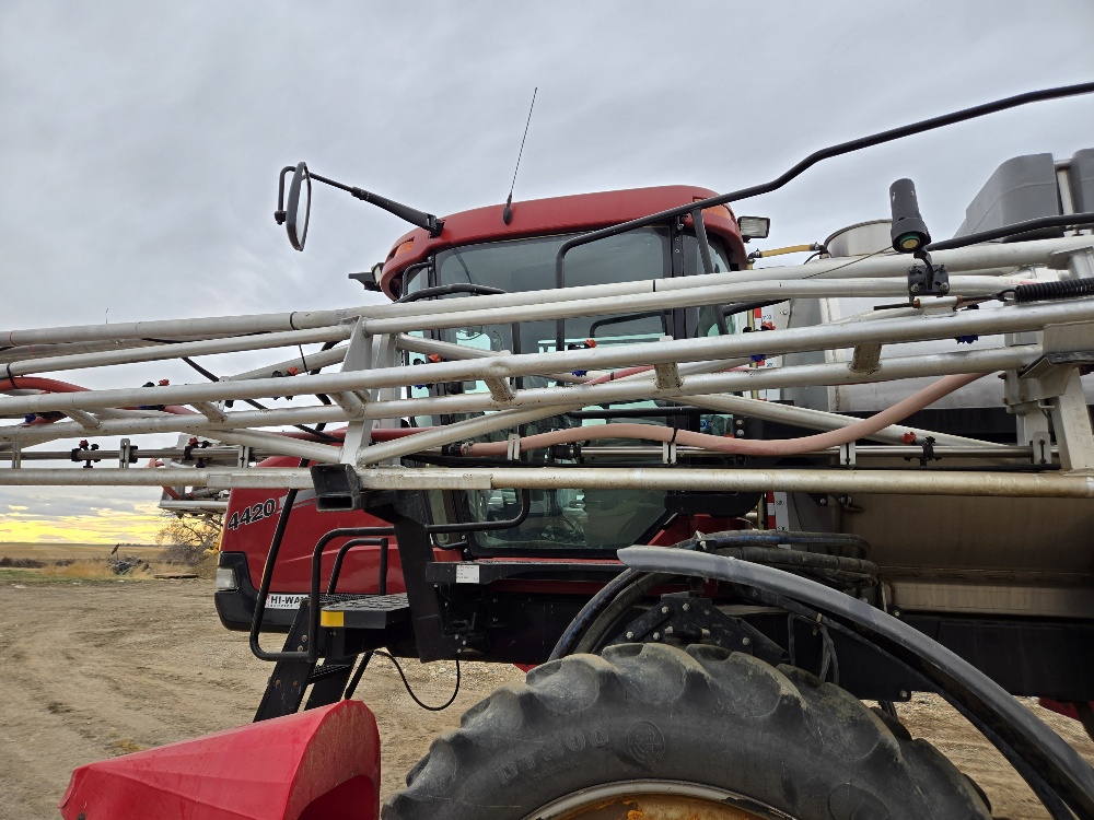 2009 Case 4420-120 Sprayer/High Clearance