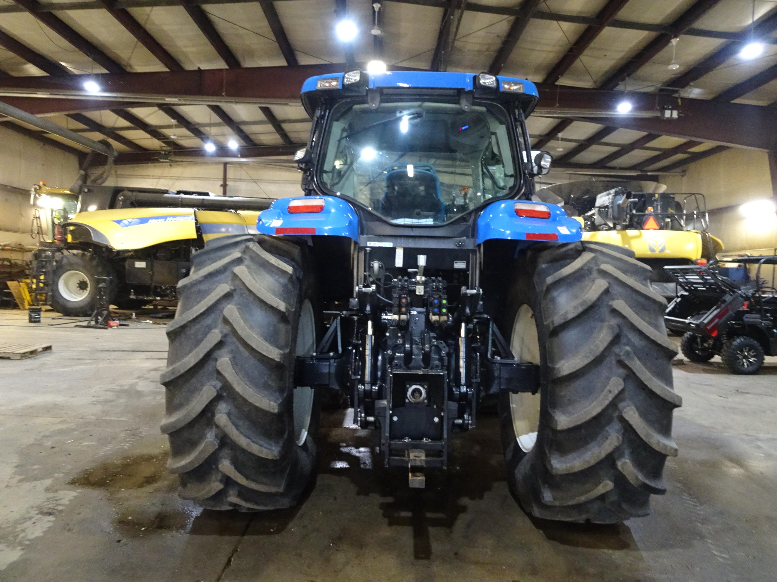 2007 New Holland T7040 Tractor