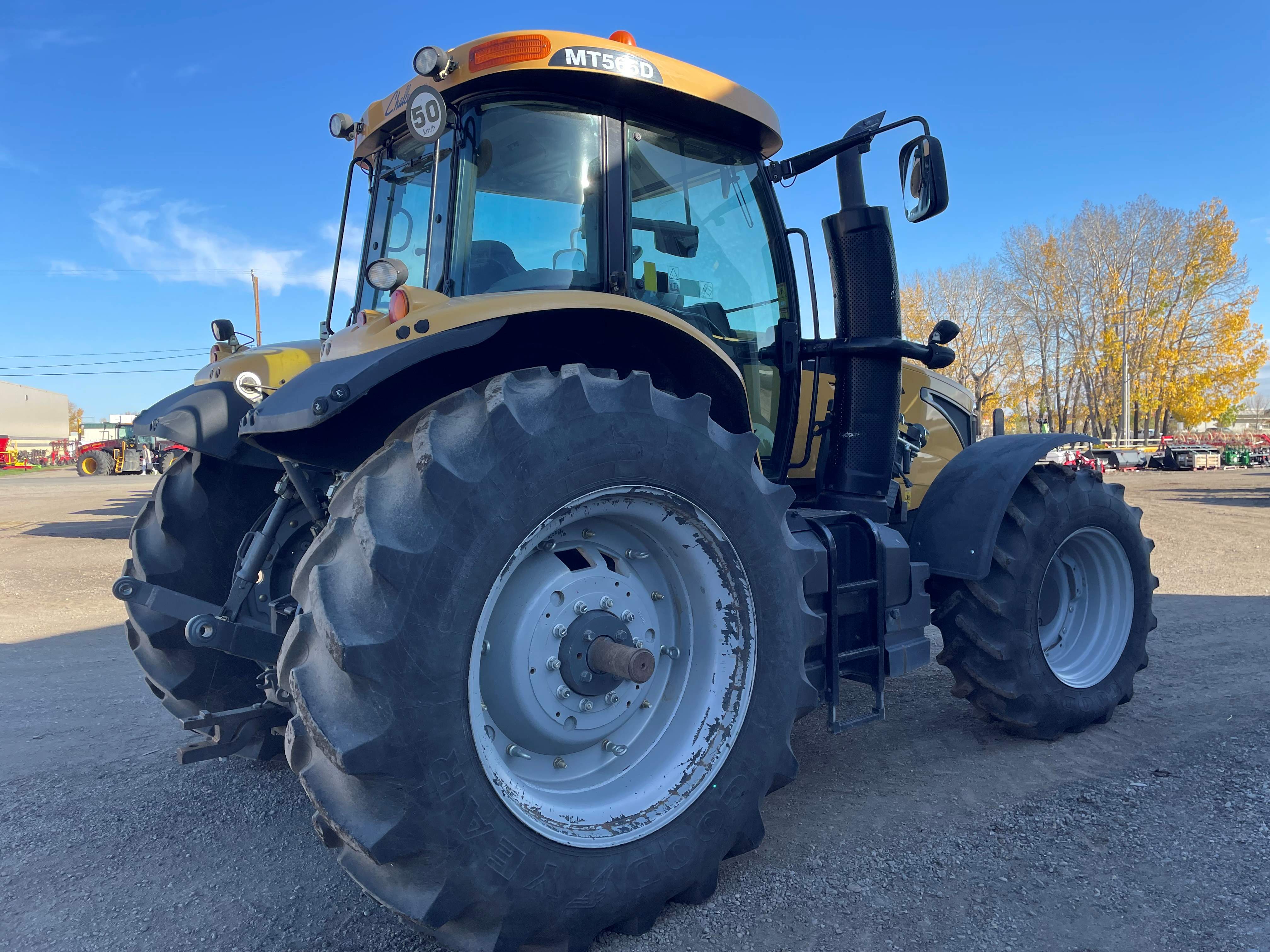 2013 Challenger MT565D Tractor