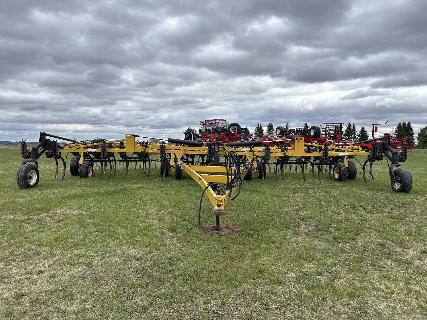 1994 Ezee-On 7450 Field Cultivator