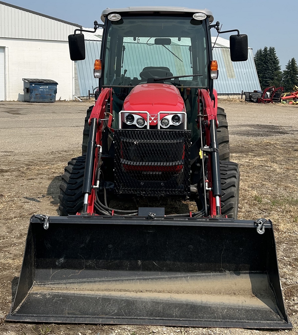 2017 Massey Ferguson 1742HL Tractor Compact