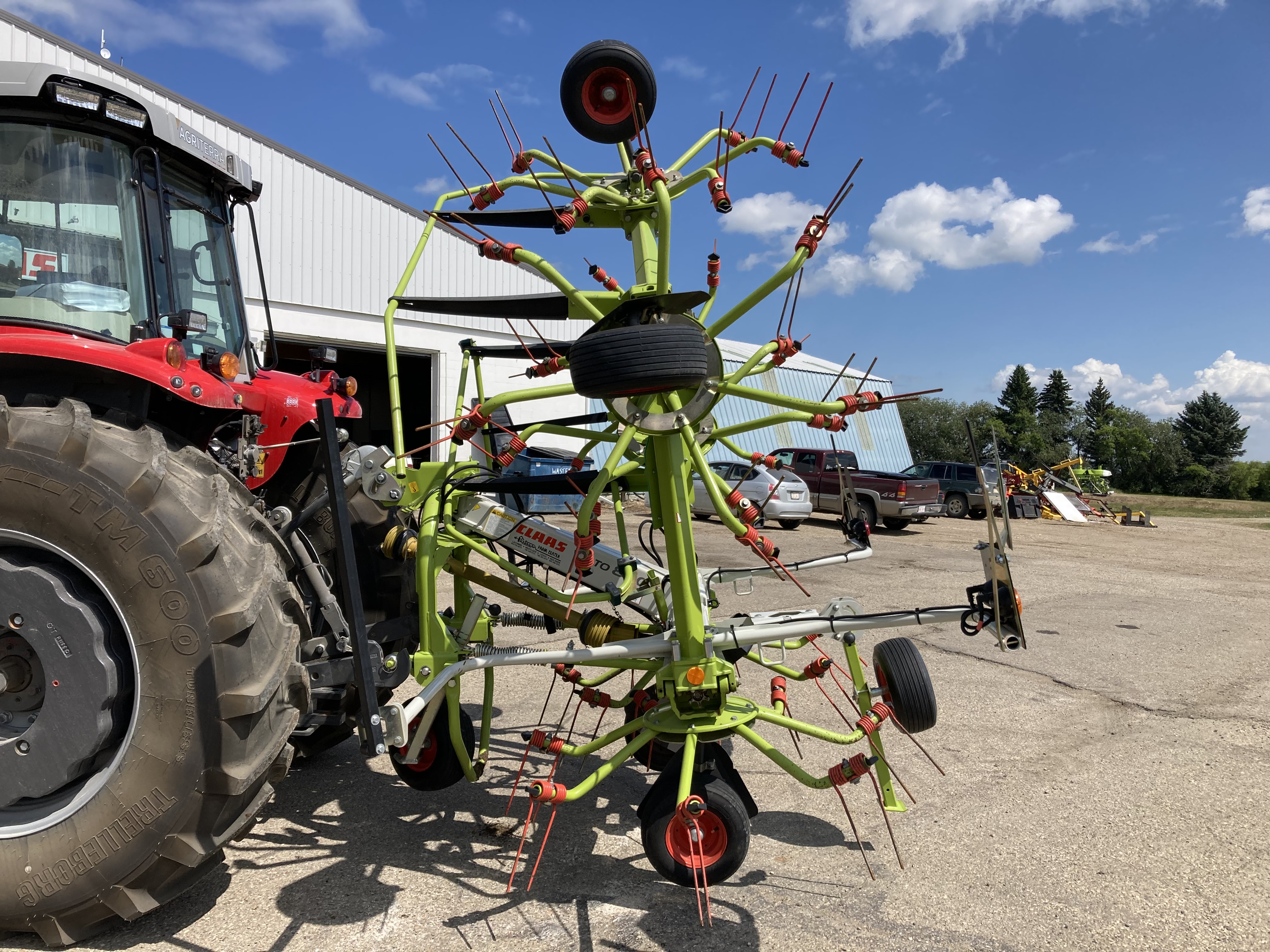 2020 CLAAS 800 Tedder