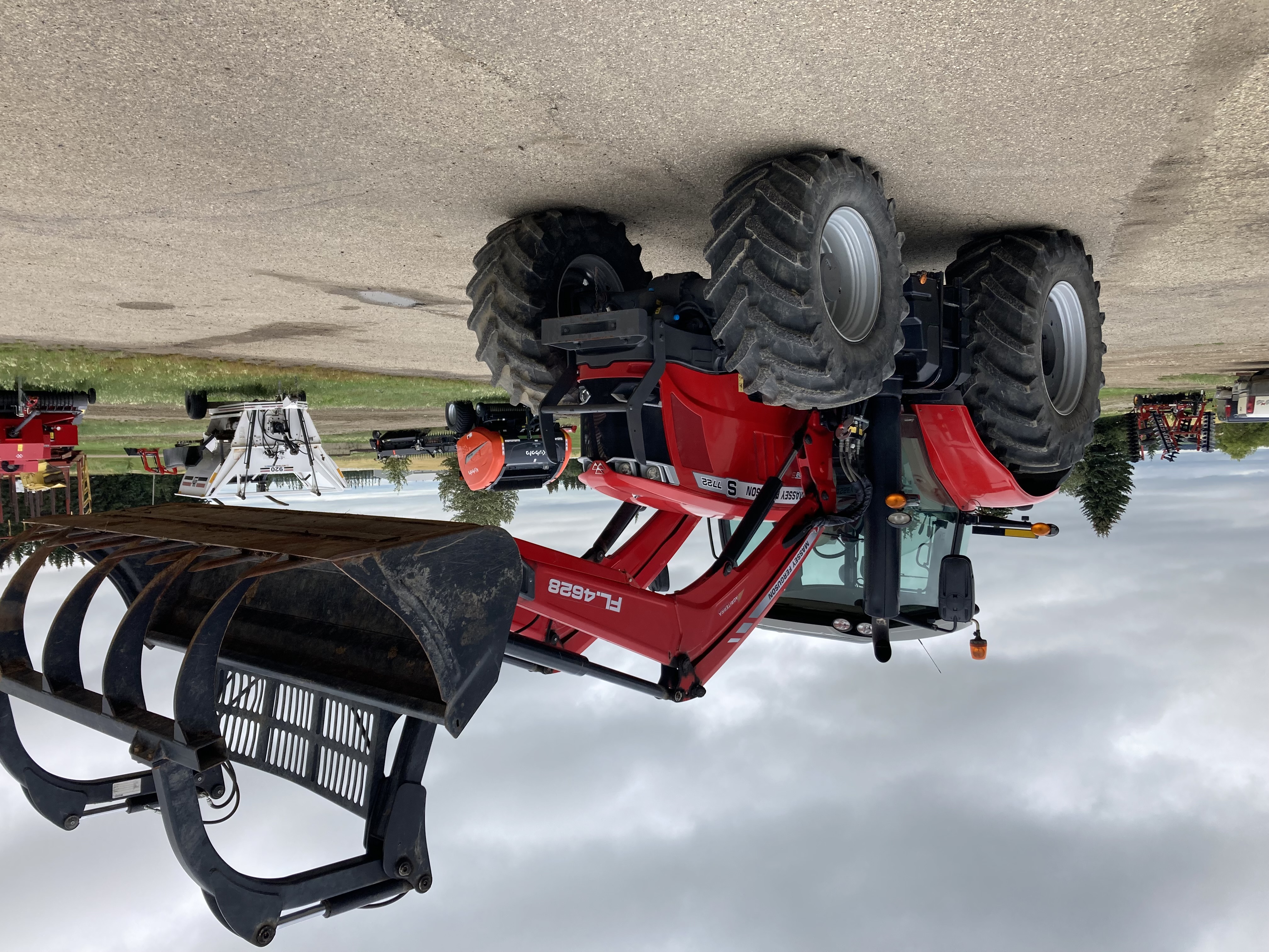 2020 Massey Ferguson 7722 Tractor