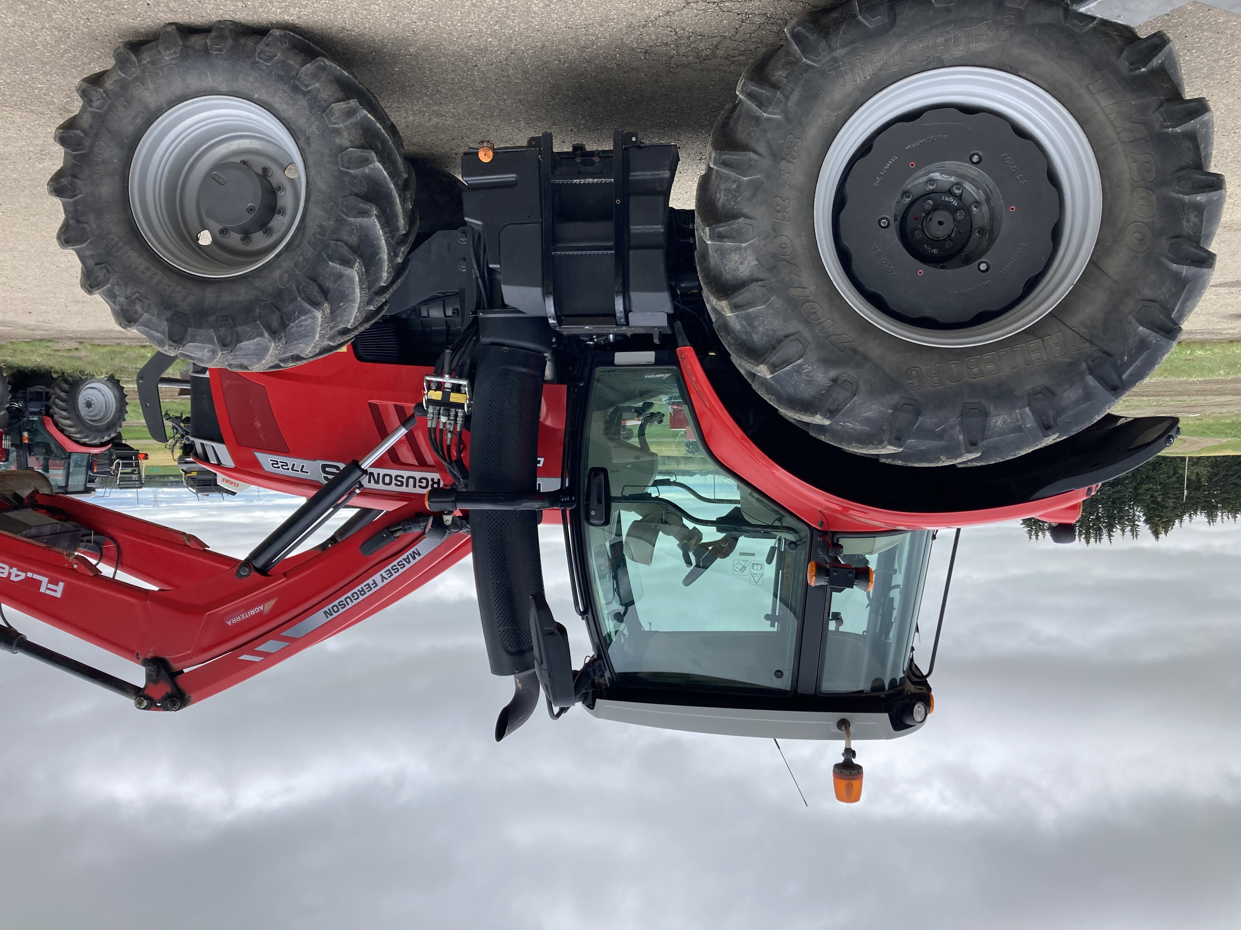 2020 Massey Ferguson 7722 Tractor