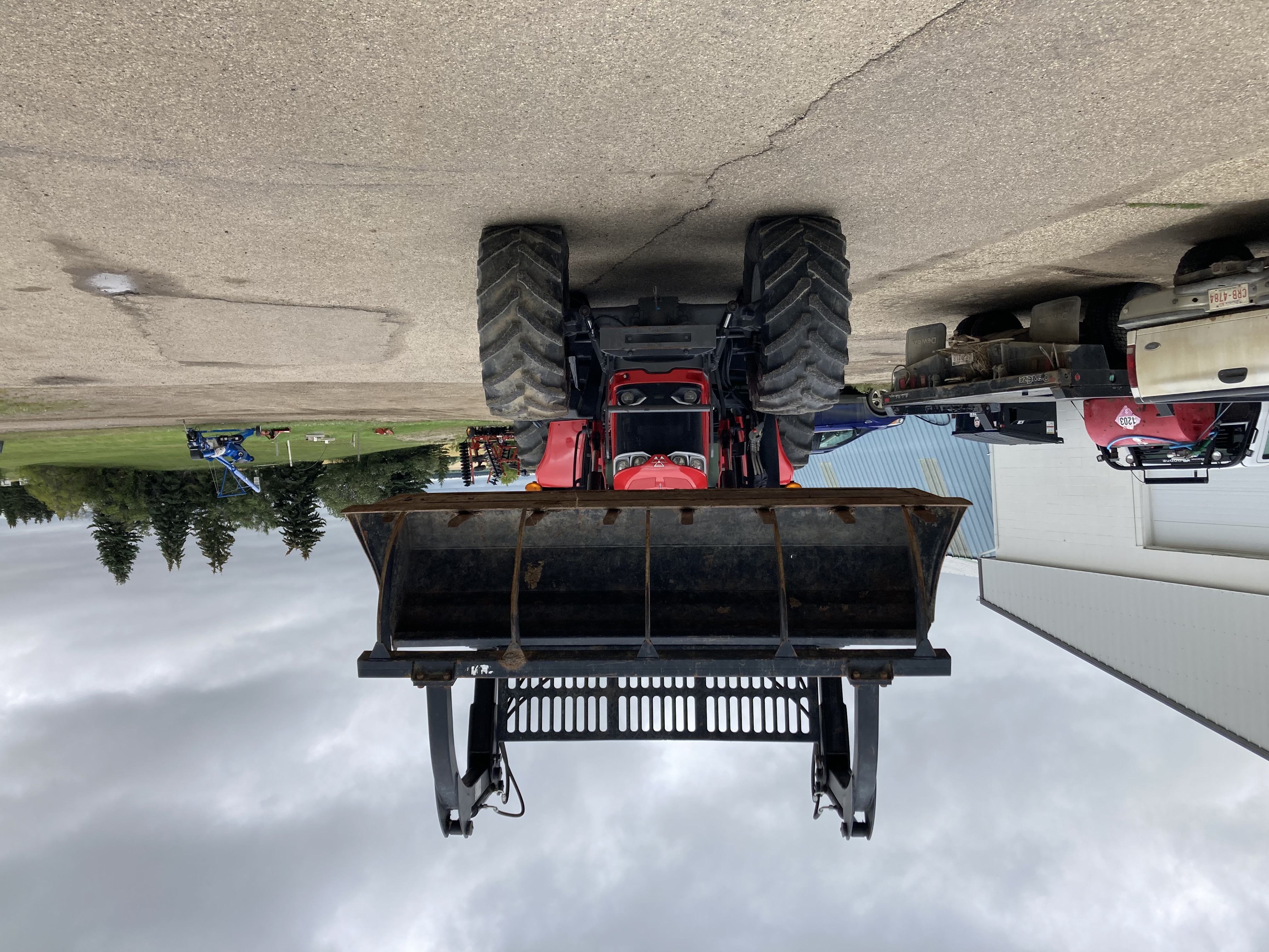 2020 Massey Ferguson 7722 Tractor