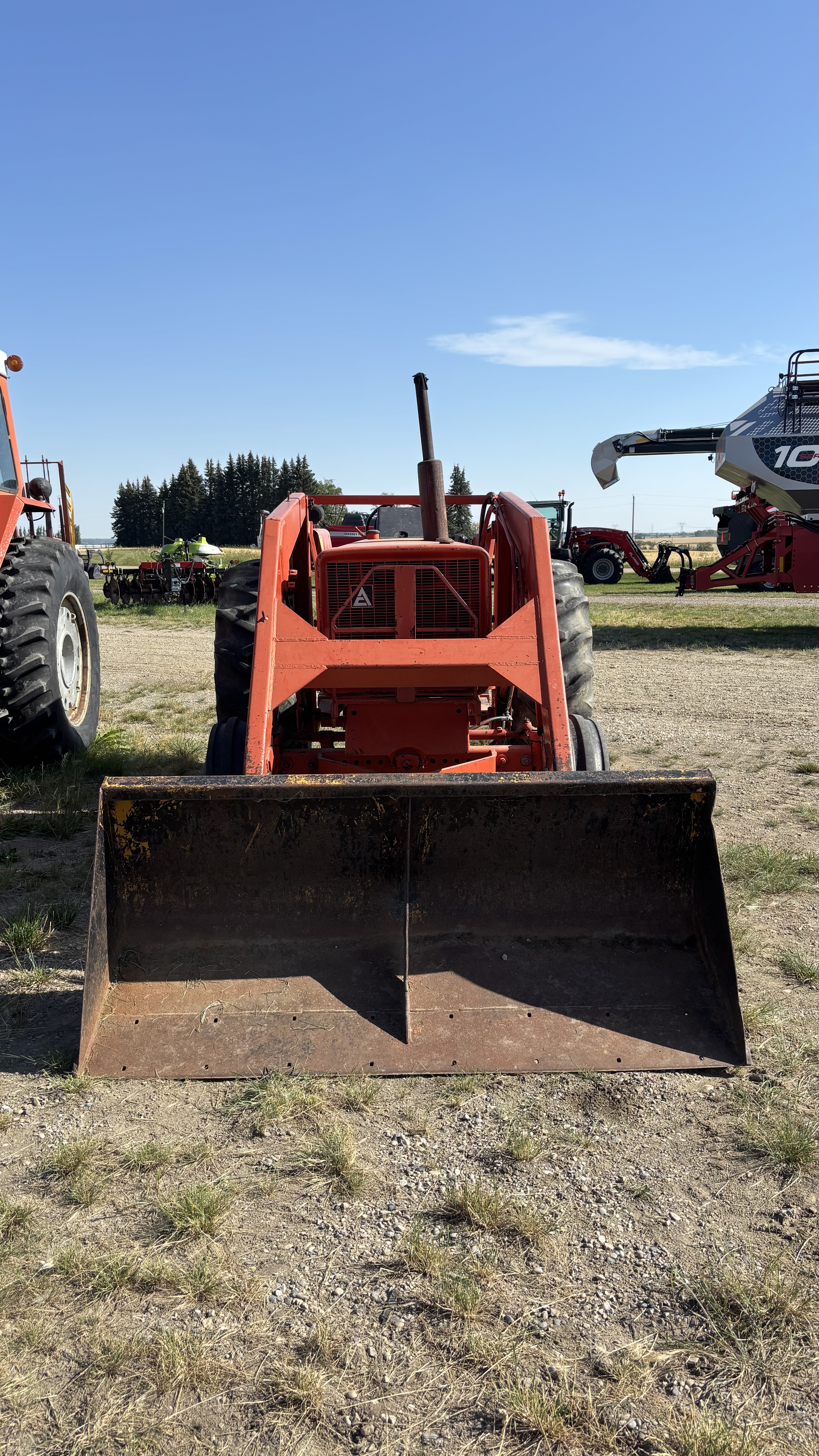 1973 Allis Chalmers 170 Tractor