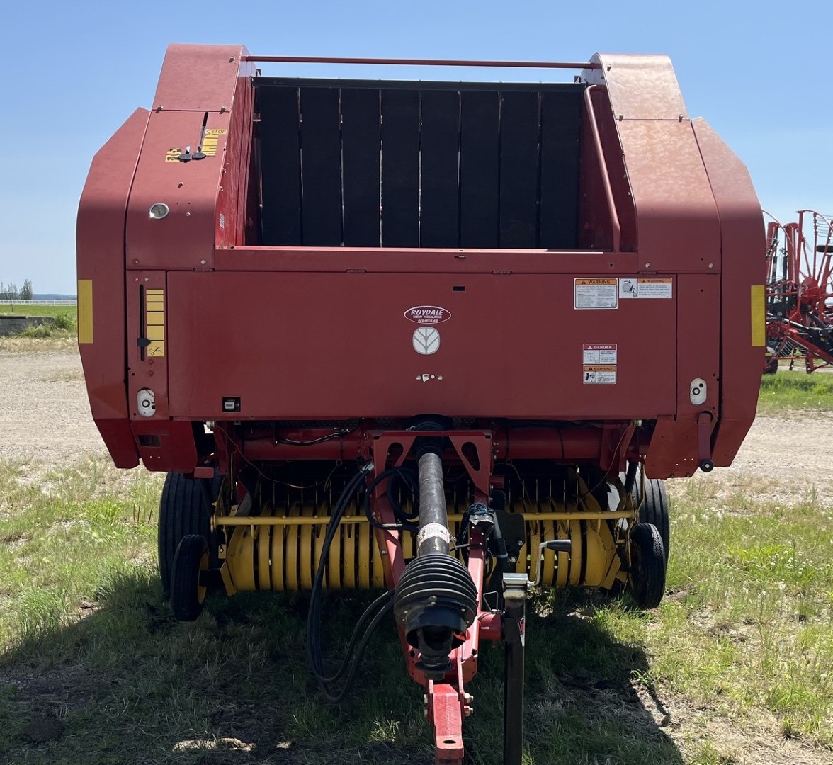 2006 New Holland BR780A Baler/Round