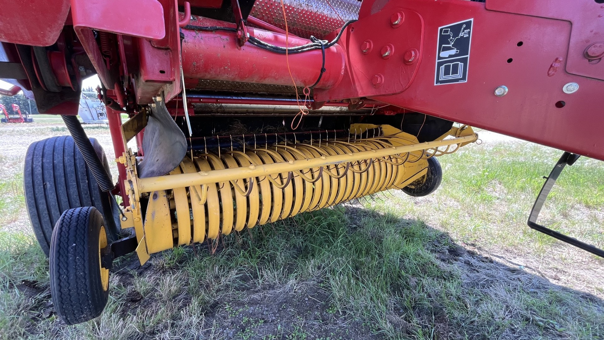 2006 New Holland BR780A Baler/Round