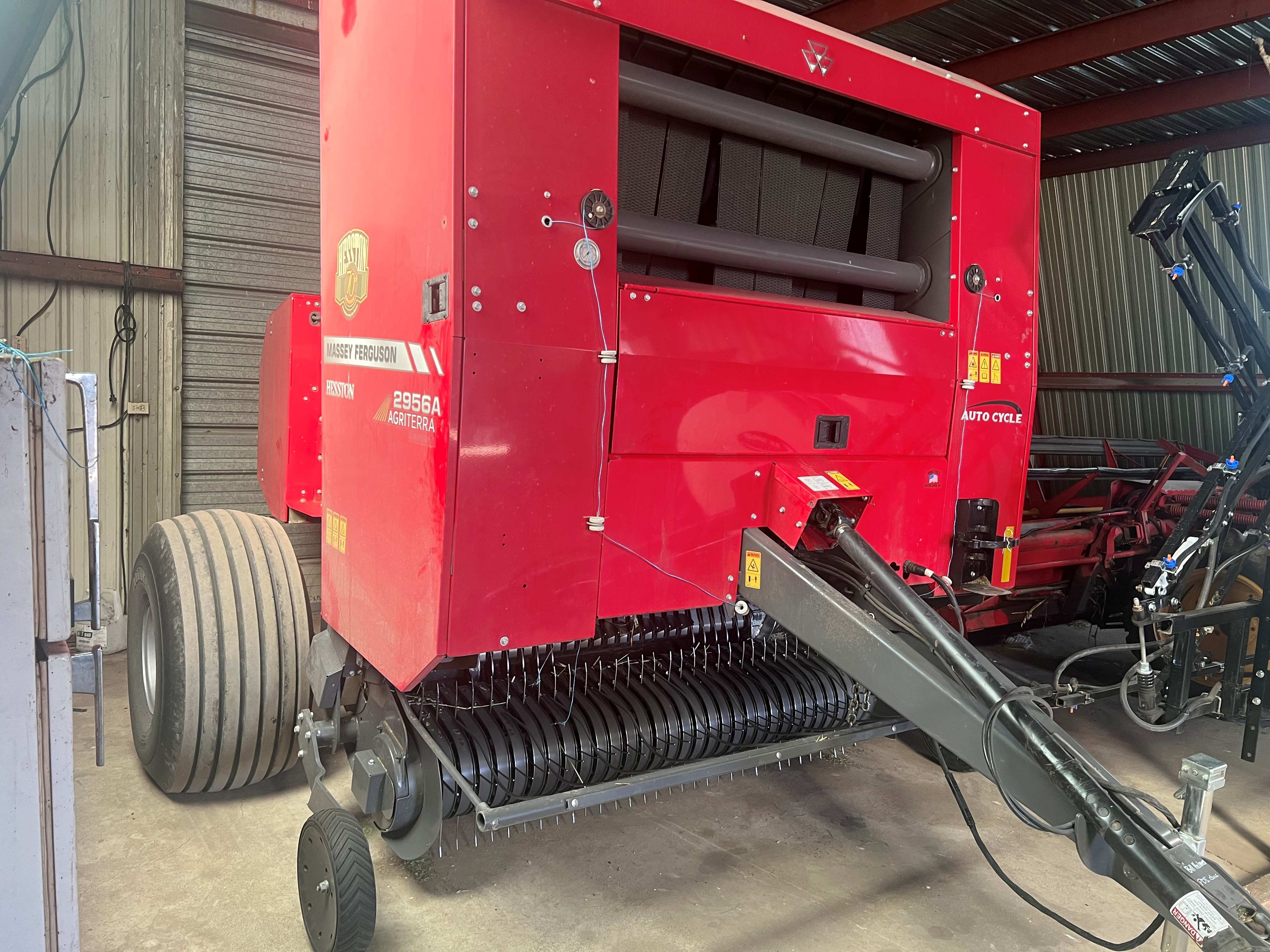 2017 Massey Ferguson 2956A Baler/Round