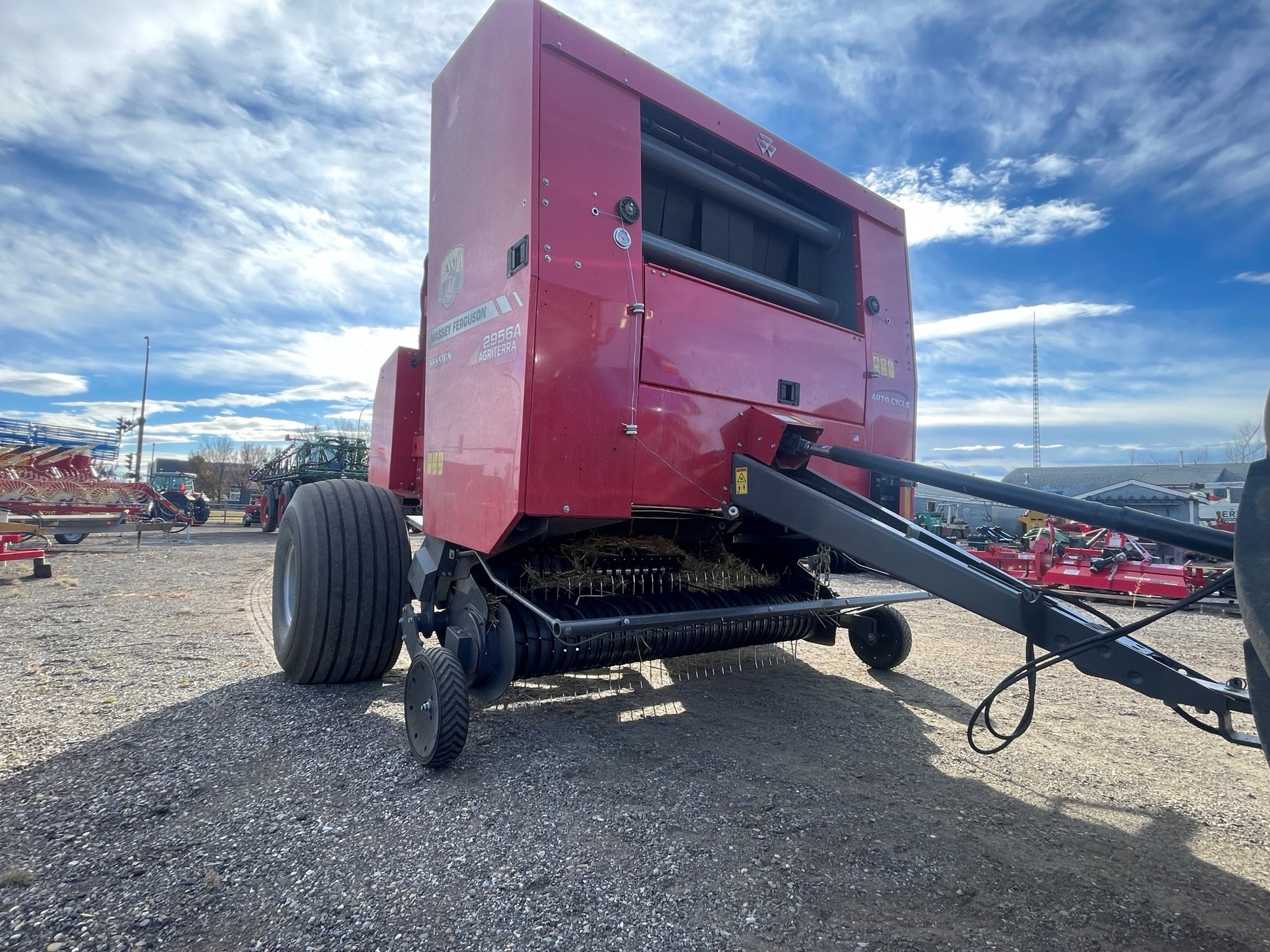 2017 Massey Ferguson 2956A Baler/Round