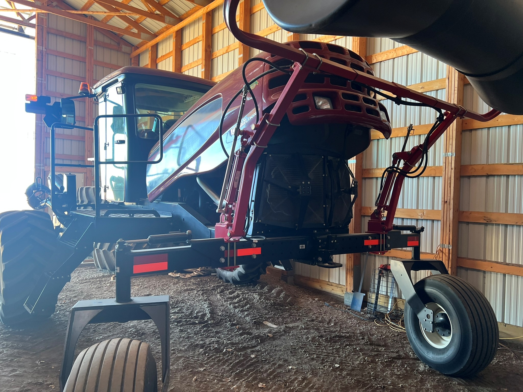 2011 MacDon M150 Swather