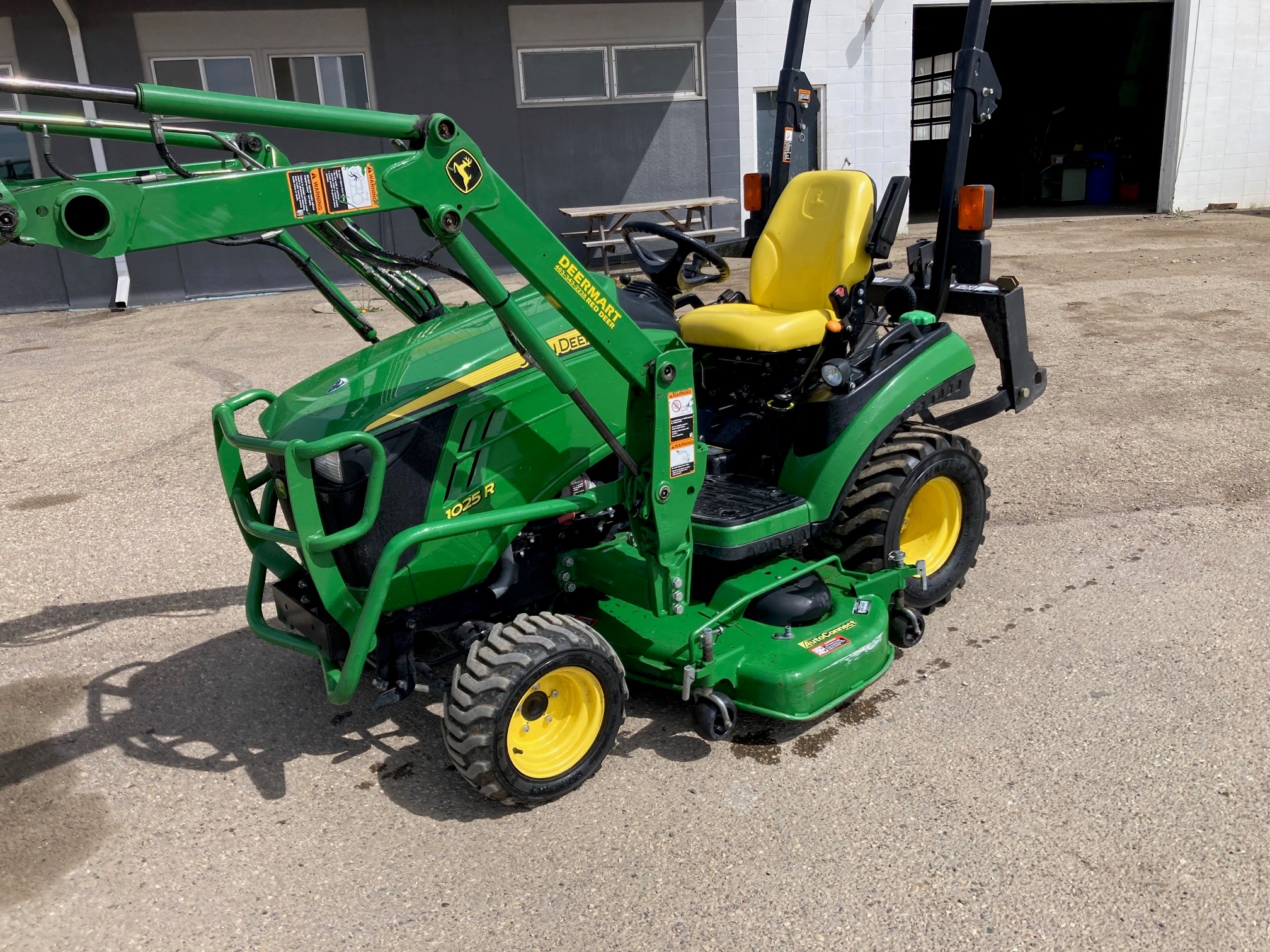 2014 John Deere 1025R Tractor