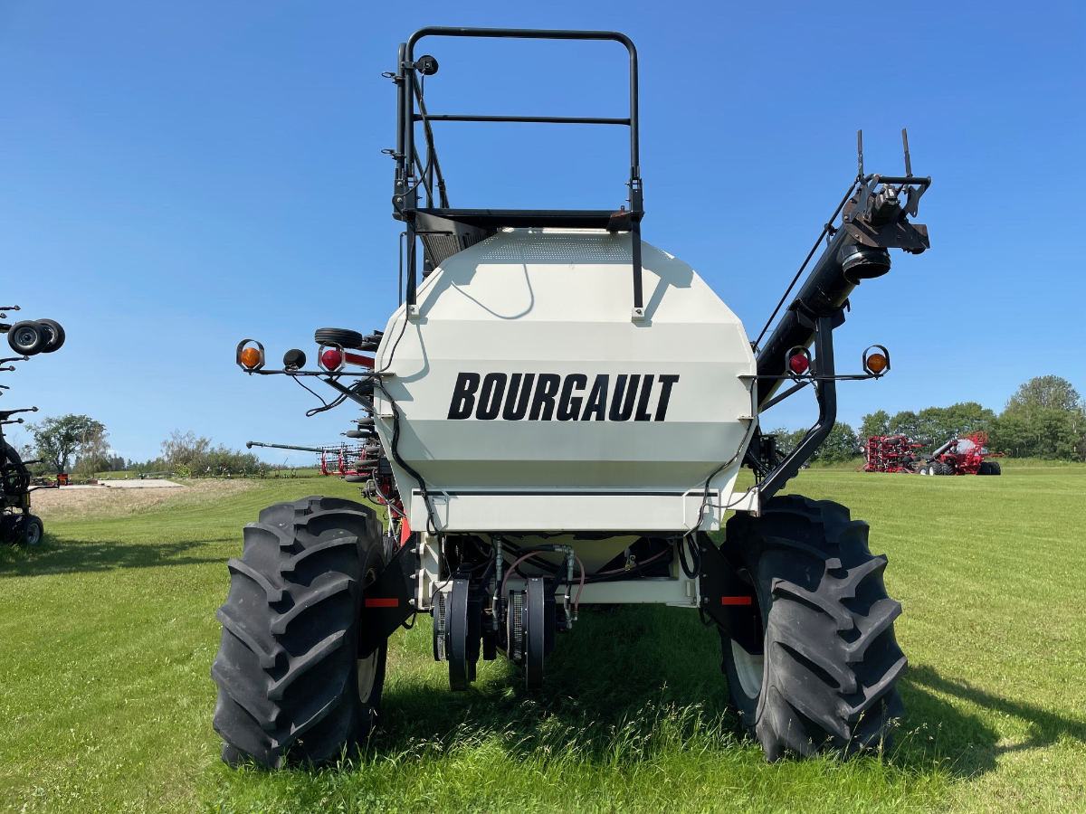 2006 Bourgault 6450 Air Tank/Cart
