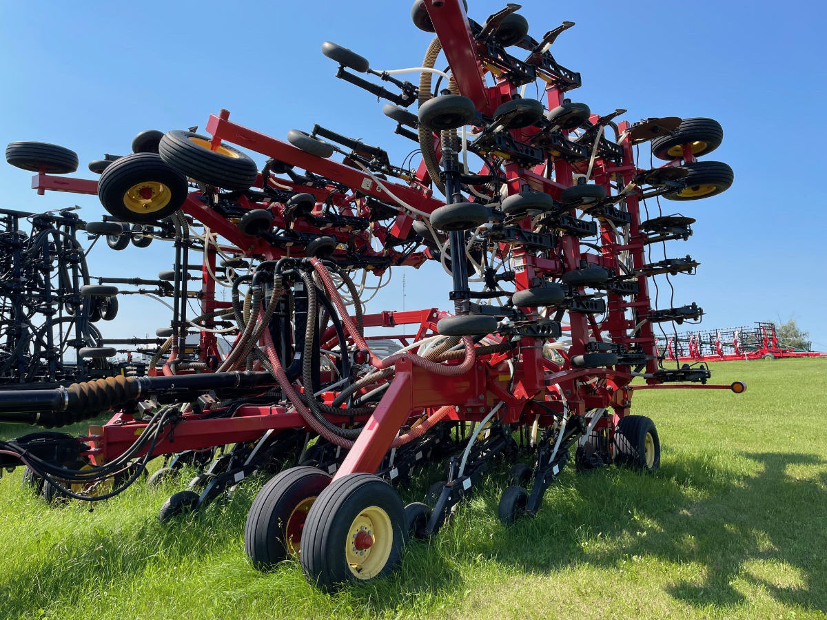 2009 Bourgault 3310PHD Air Drill