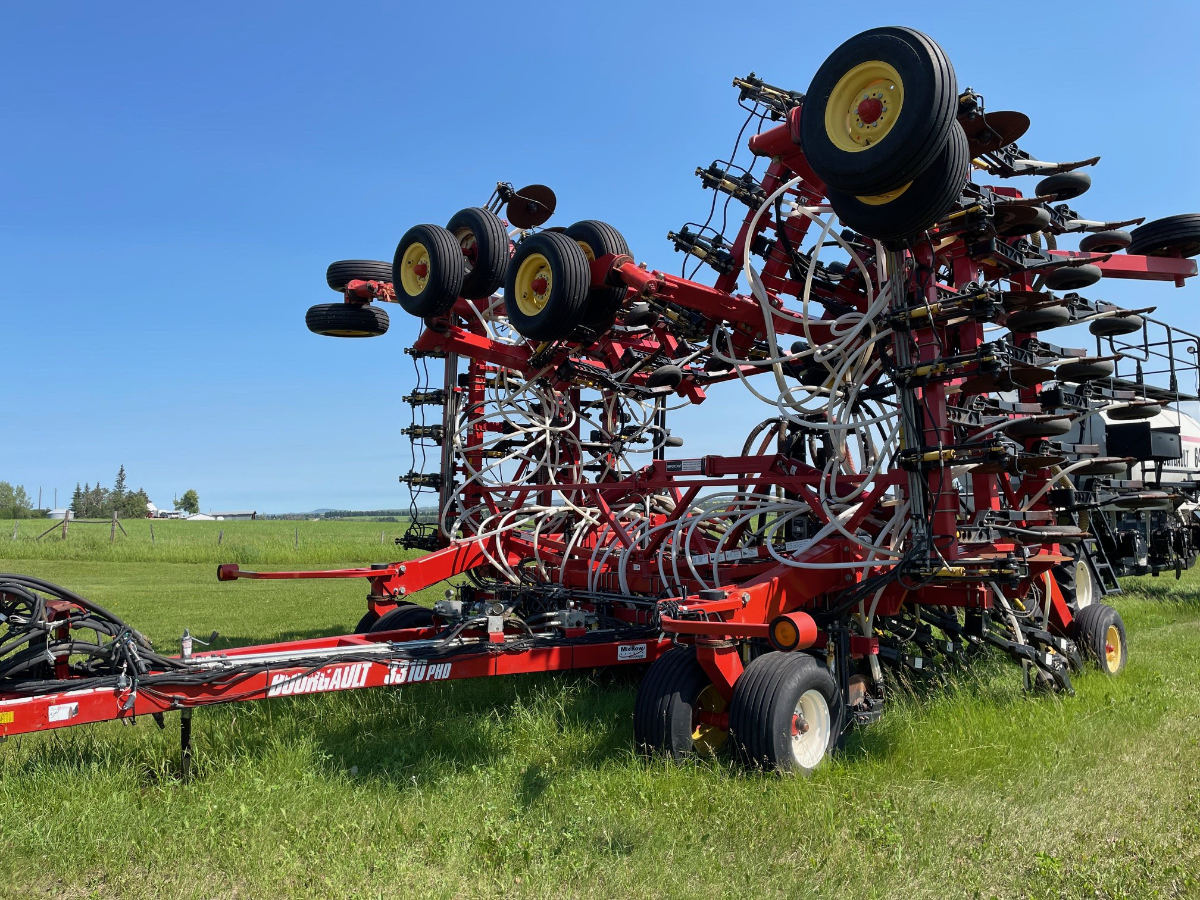 2009 Bourgault 3310PHD Air Drill