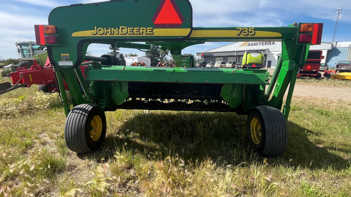 2005 John Deere 735 Mower Conditioner