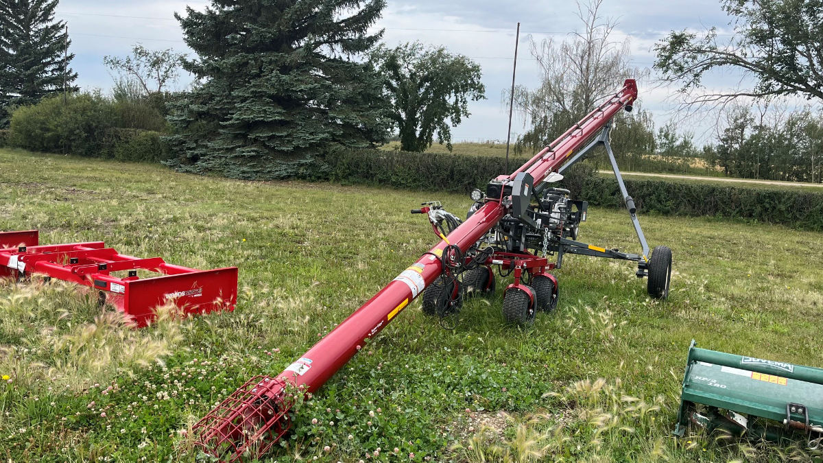 2026 Meridian FEHD8-39 Grain Auger