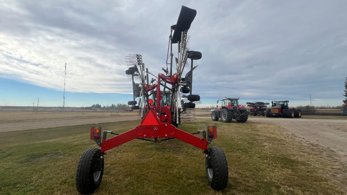 2024 Massey Ferguson RK772 Rake