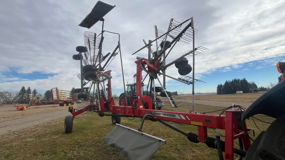 2024 Massey Ferguson RK772 Rake