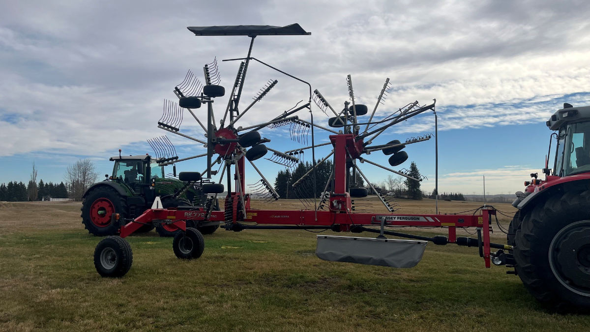 2024 Massey Ferguson RK772 Rake