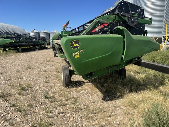 2018 John Deere 640FD Header Combine