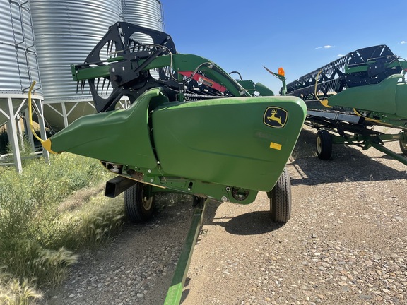 2017 John Deere 640FD Header Combine