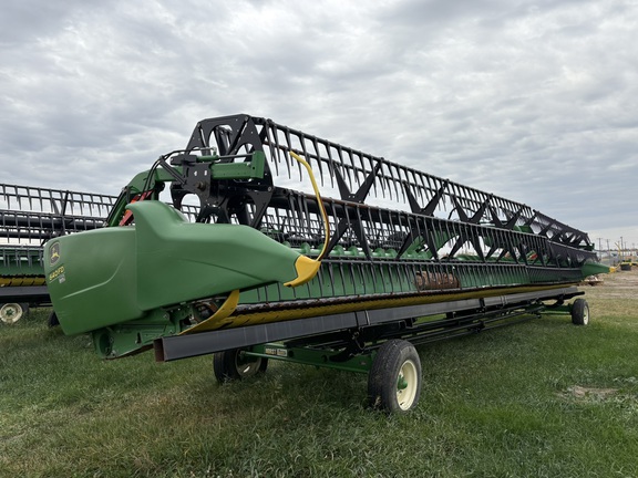 2017 John Deere 640FD Header Combine