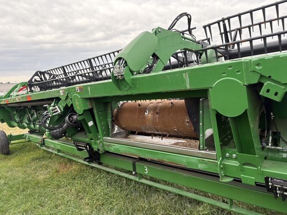 2017 John Deere 640FD Header Combine