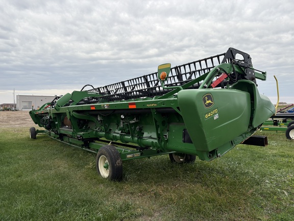 2017 John Deere 640FD Header Combine