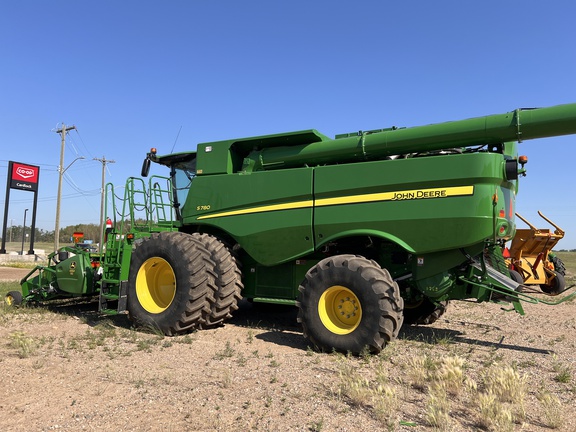 2018 John Deere S780 Combine