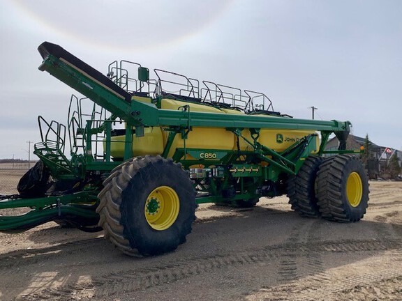 2021 John Deere P576 Air Seeder