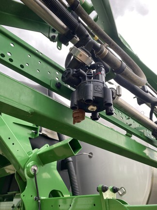 John Deere 616R Sprayer/High Clearance