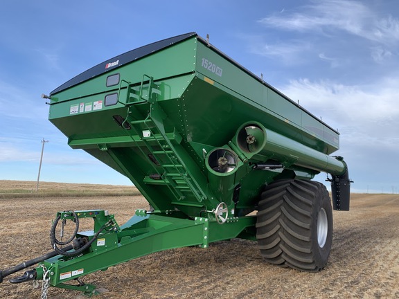 2022 Brandt 1520XT Grain Cart