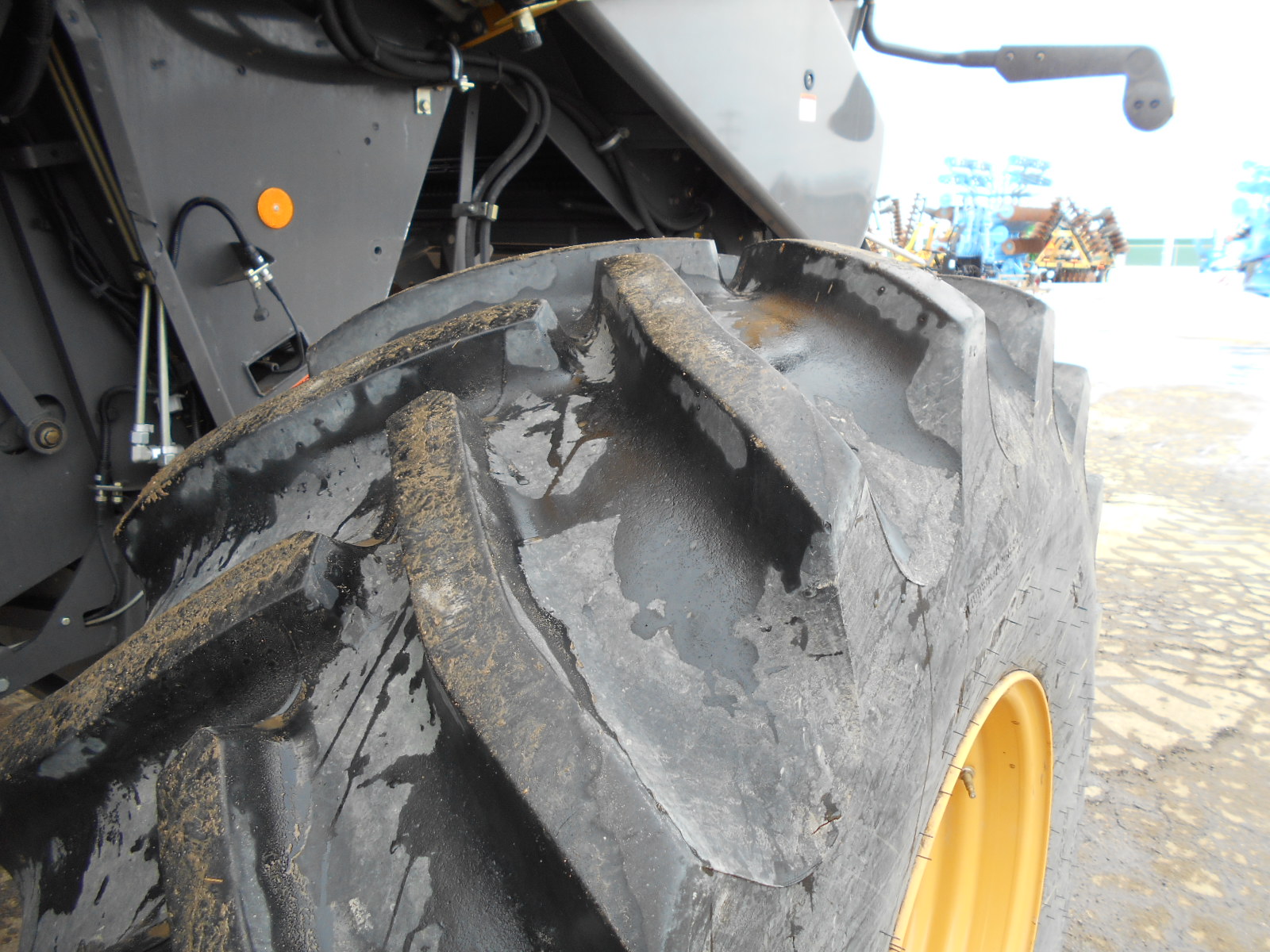 2011 CLAAS Lexion 760 Combine