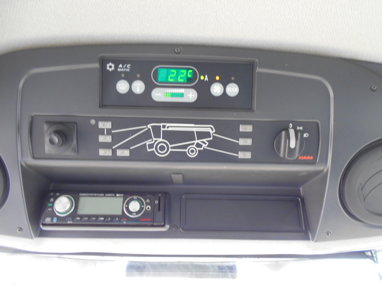 2011 CLAAS Lexion 760 Combine