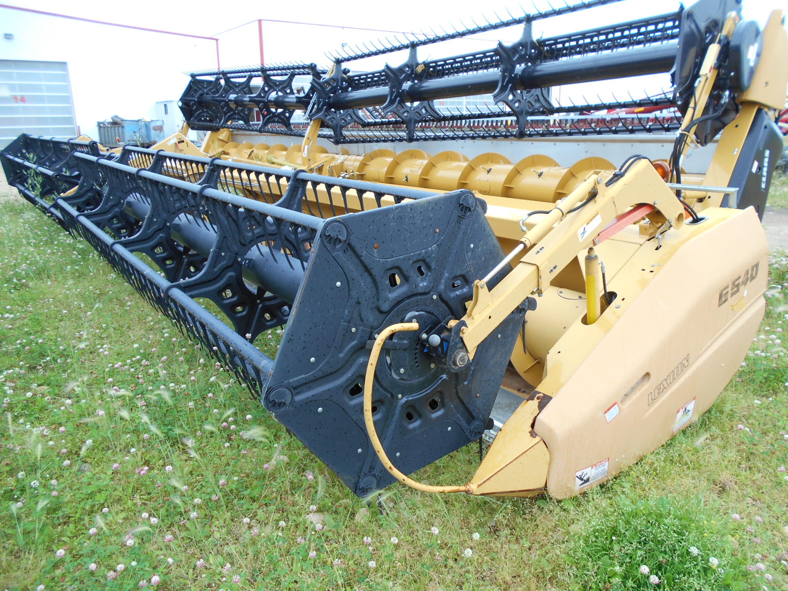 2007 CLAAS G540 Header Combine