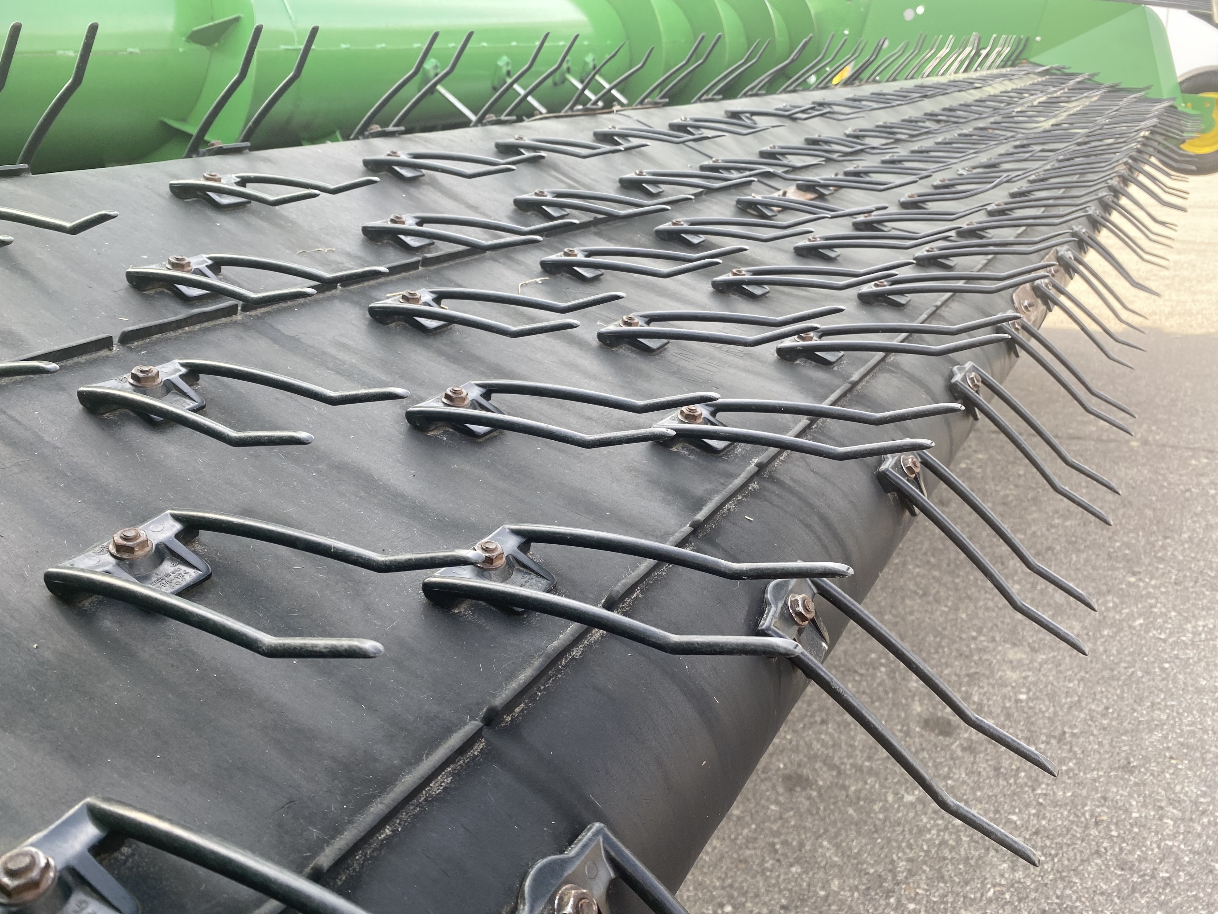 2013 John Deere S690 Combine