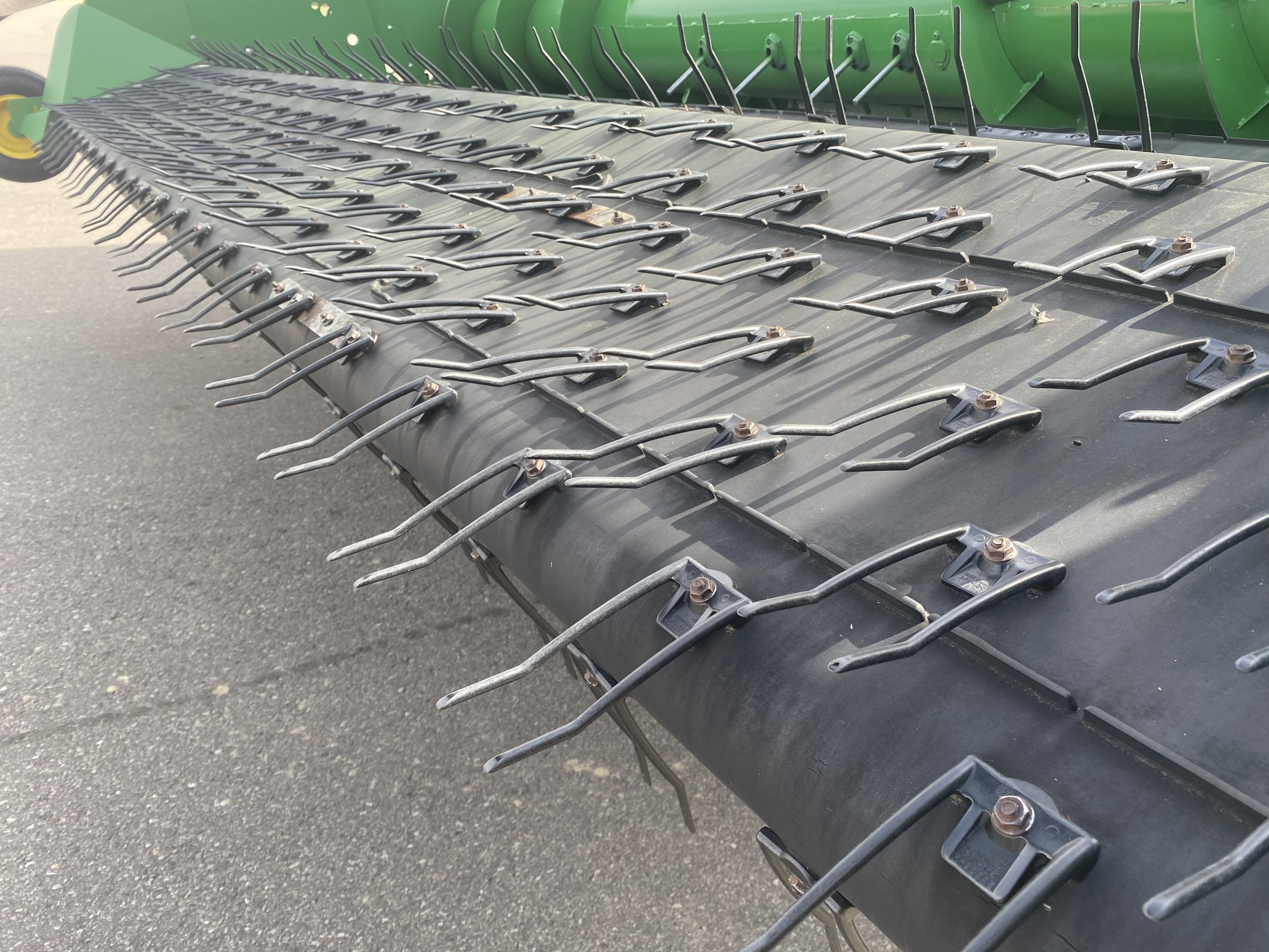 2013 John Deere S690 Combine