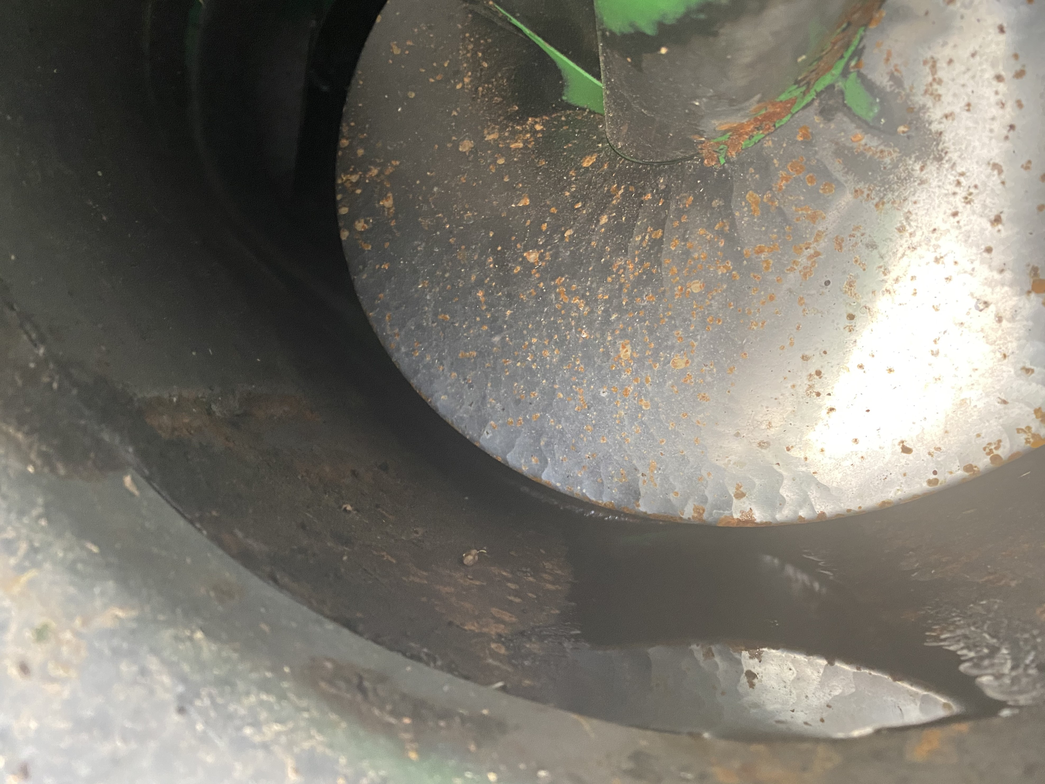 2013 John Deere S690 Combine