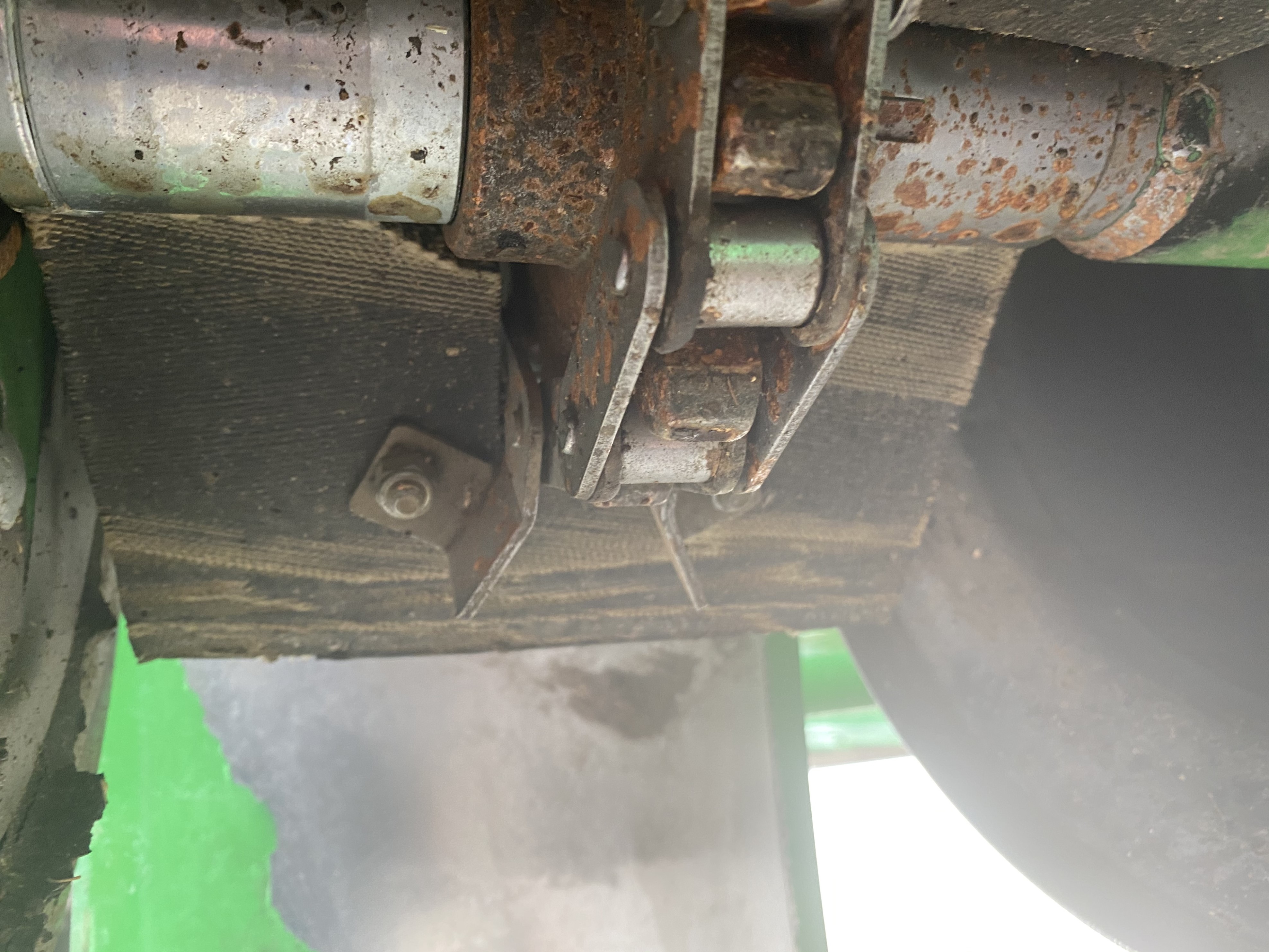 2013 John Deere S690 Combine