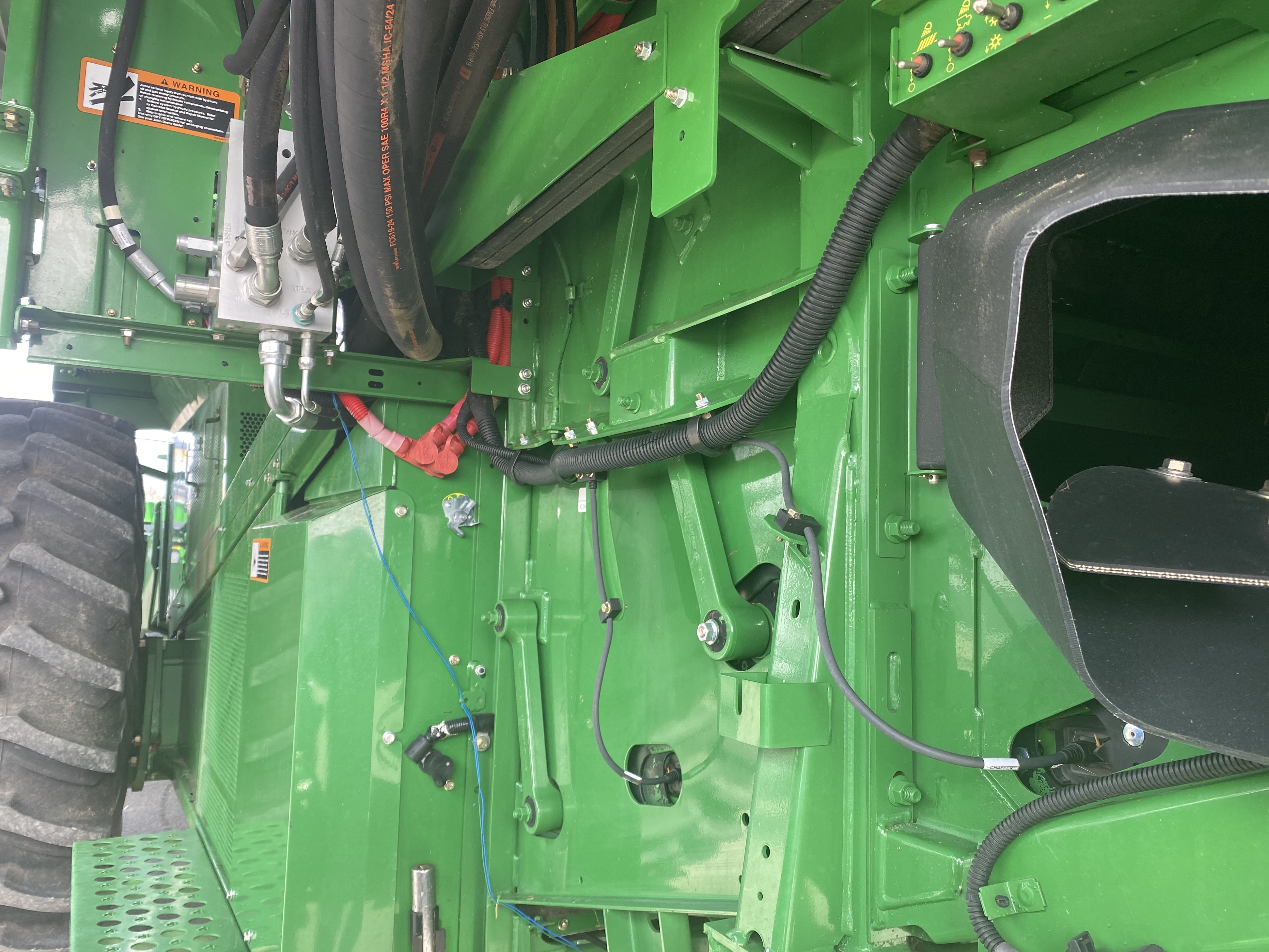 2013 John Deere S690 Combine