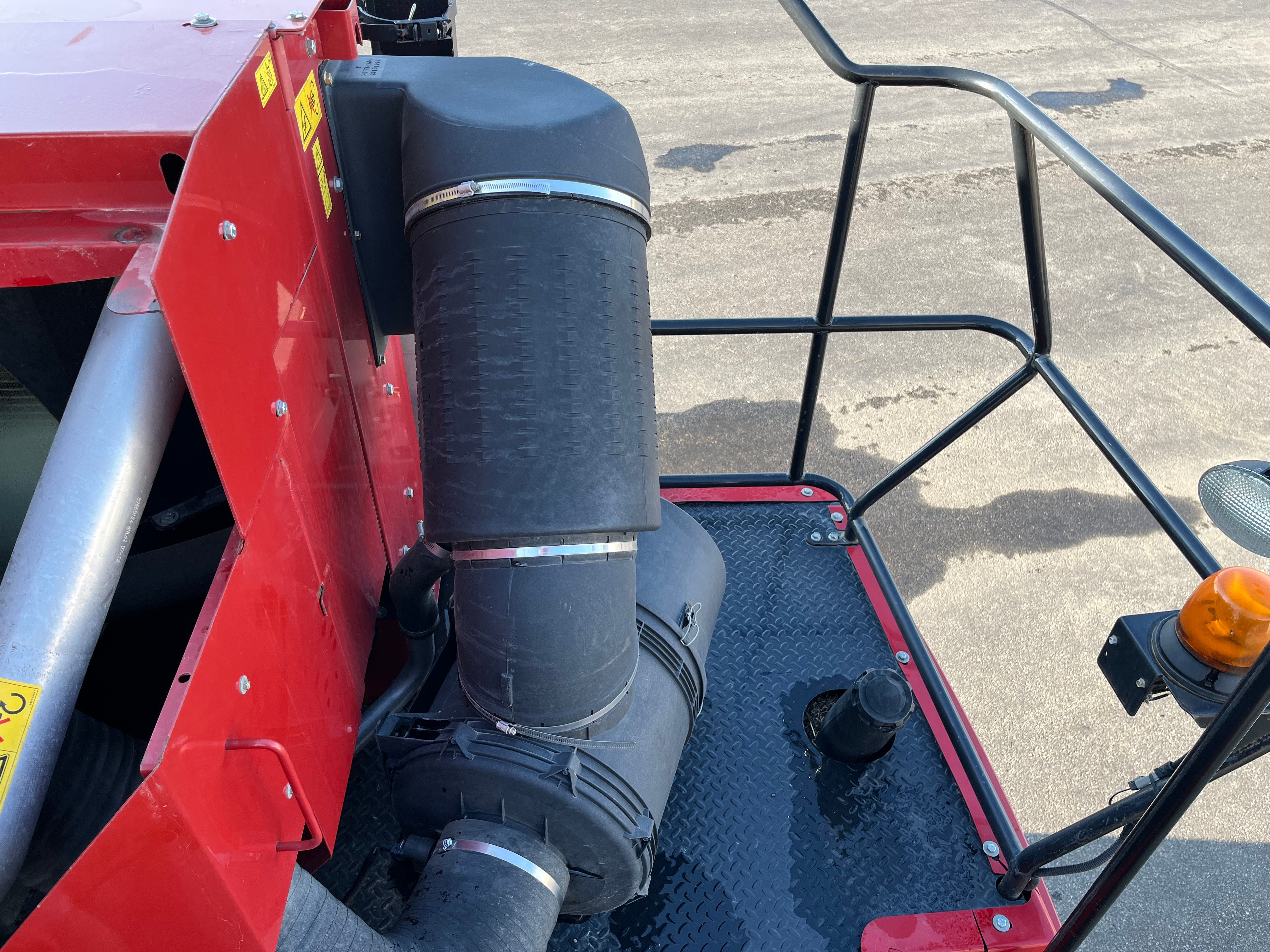 2013 Case IH 8230 Combine