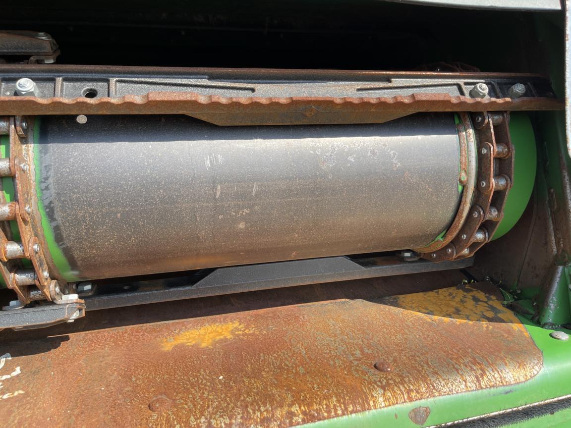 2014 John Deere S680 Combine