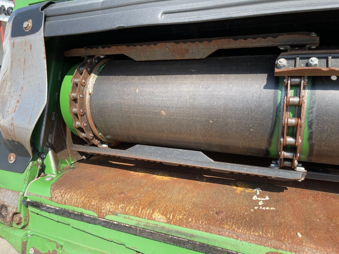 2014 John Deere S680 Combine