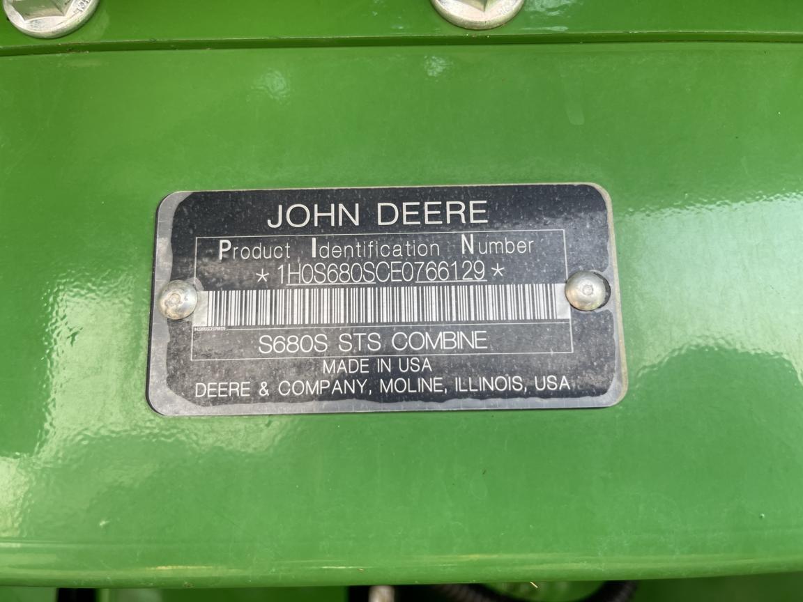 2014 John Deere S680 Combine
