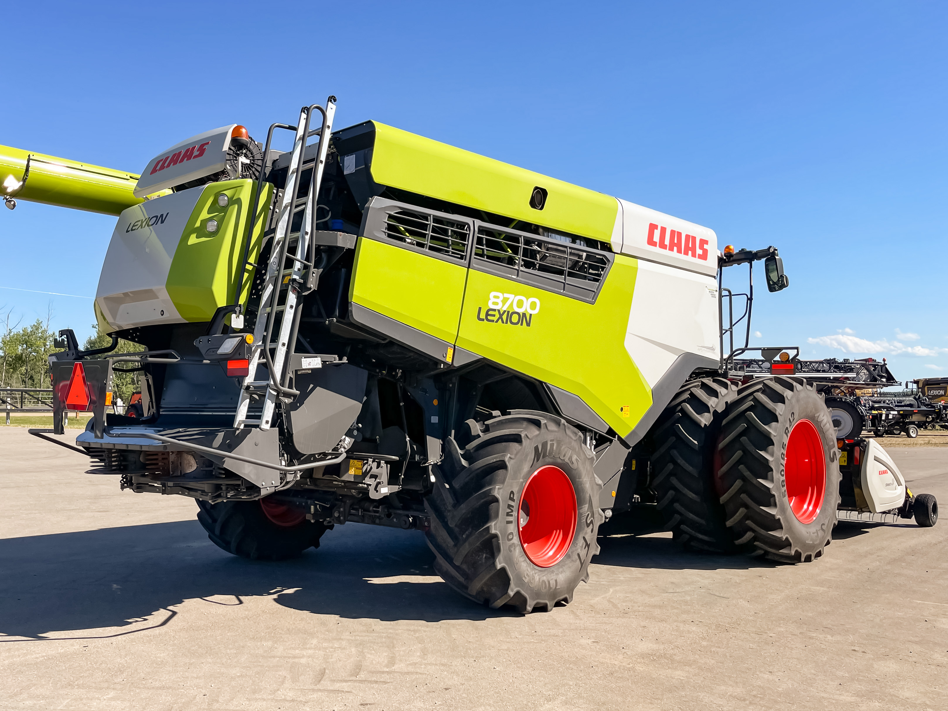 2020 CLAAS 8700 Combine